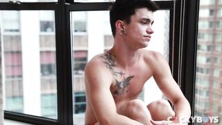 Jake Bass Gets Fucked by the Ipad Boy